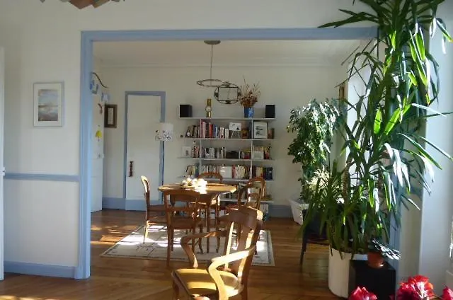 A Apartamento París